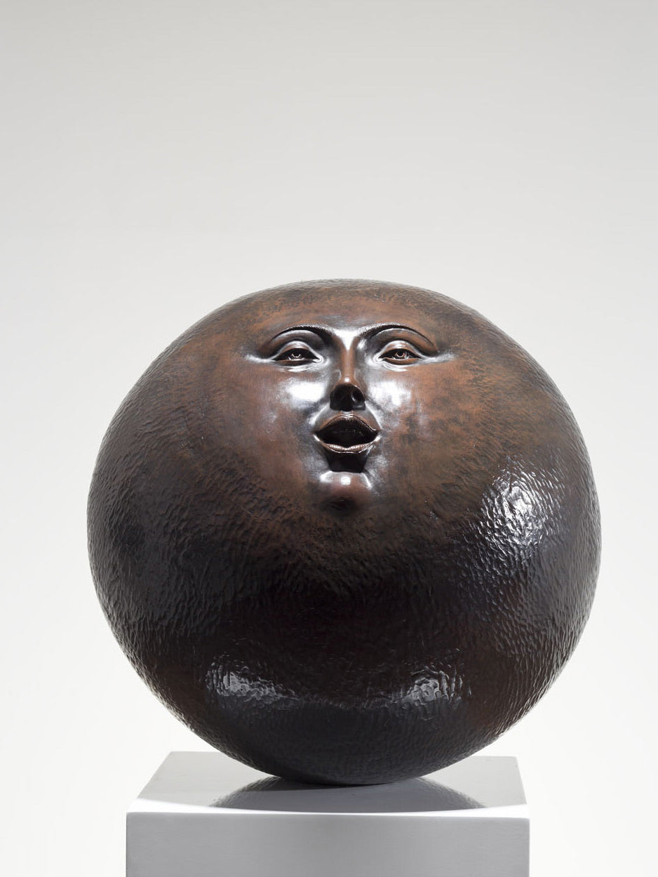 Fuente esfera con rostro, grande