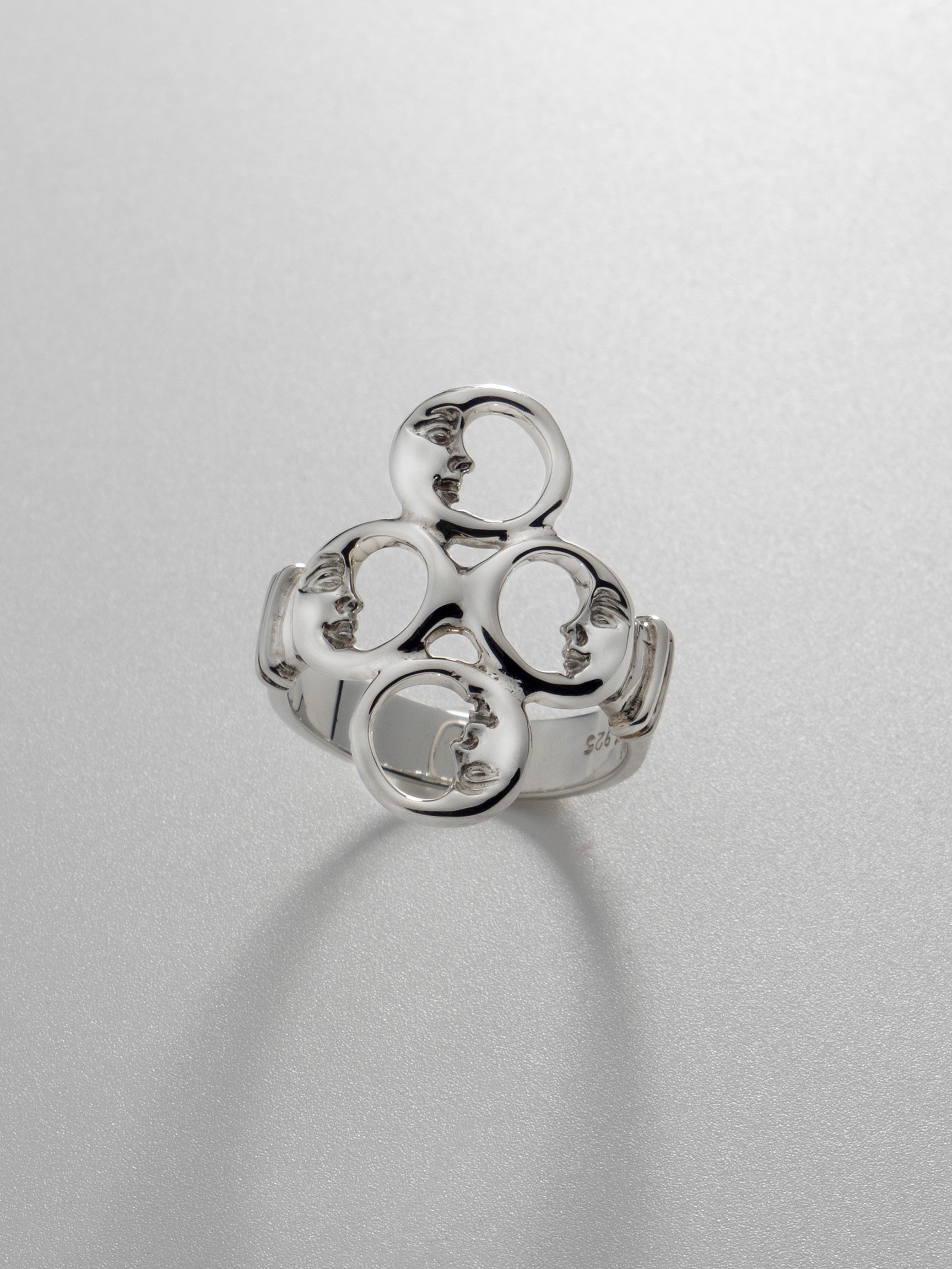 Duality II Ring – Galerías Sergio Bustamante