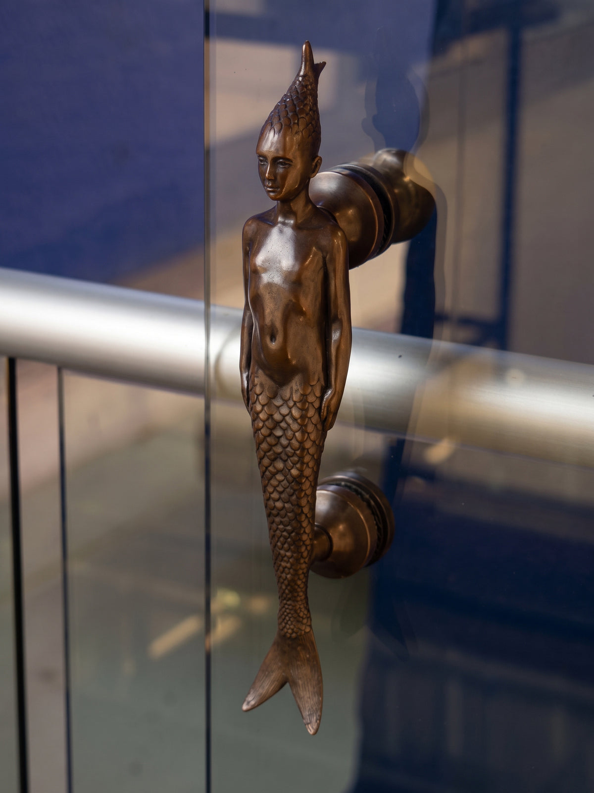 Triton Pull Handle